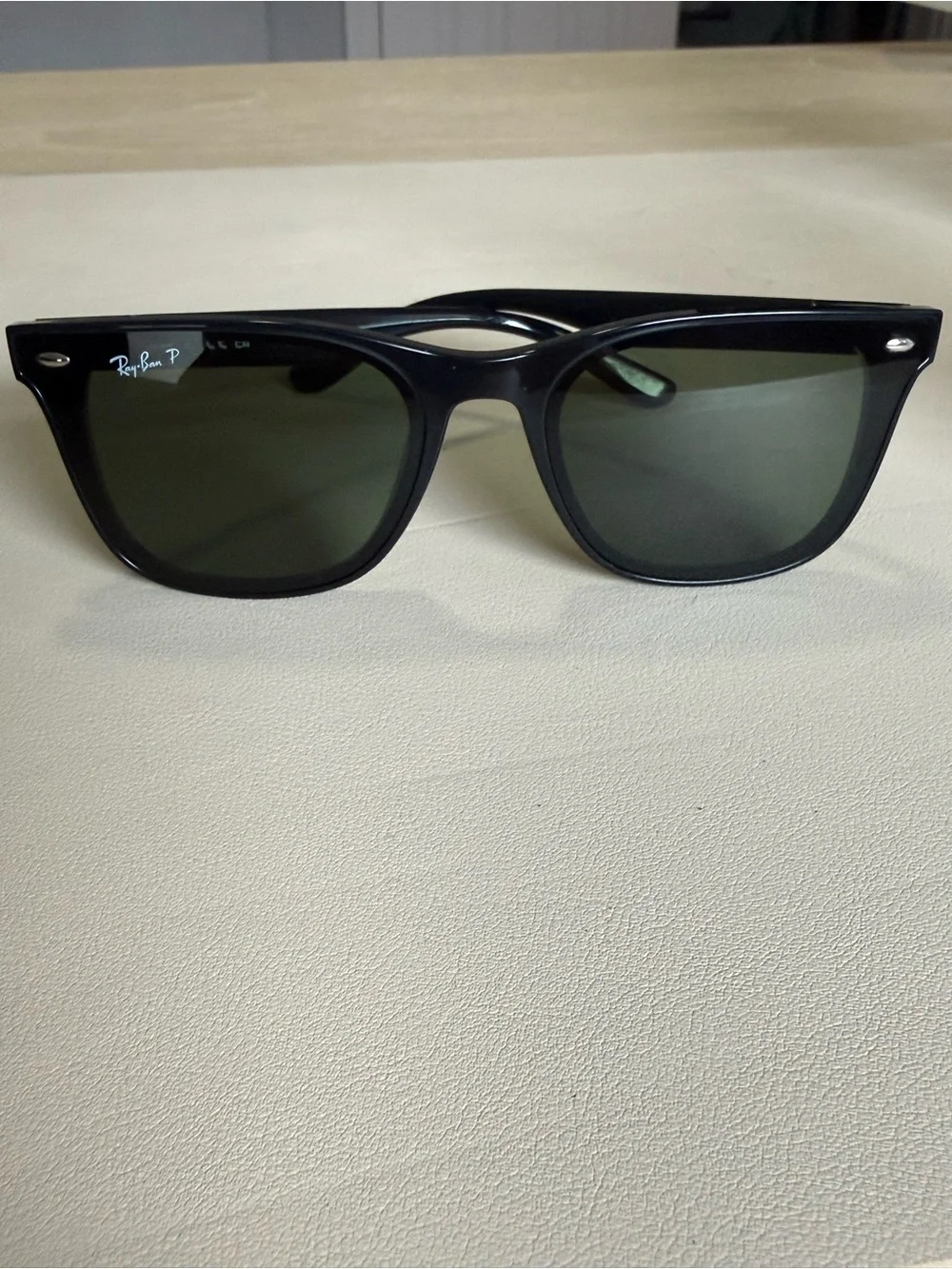 Ray-Ban Black Frame Sunglasses with Black Case